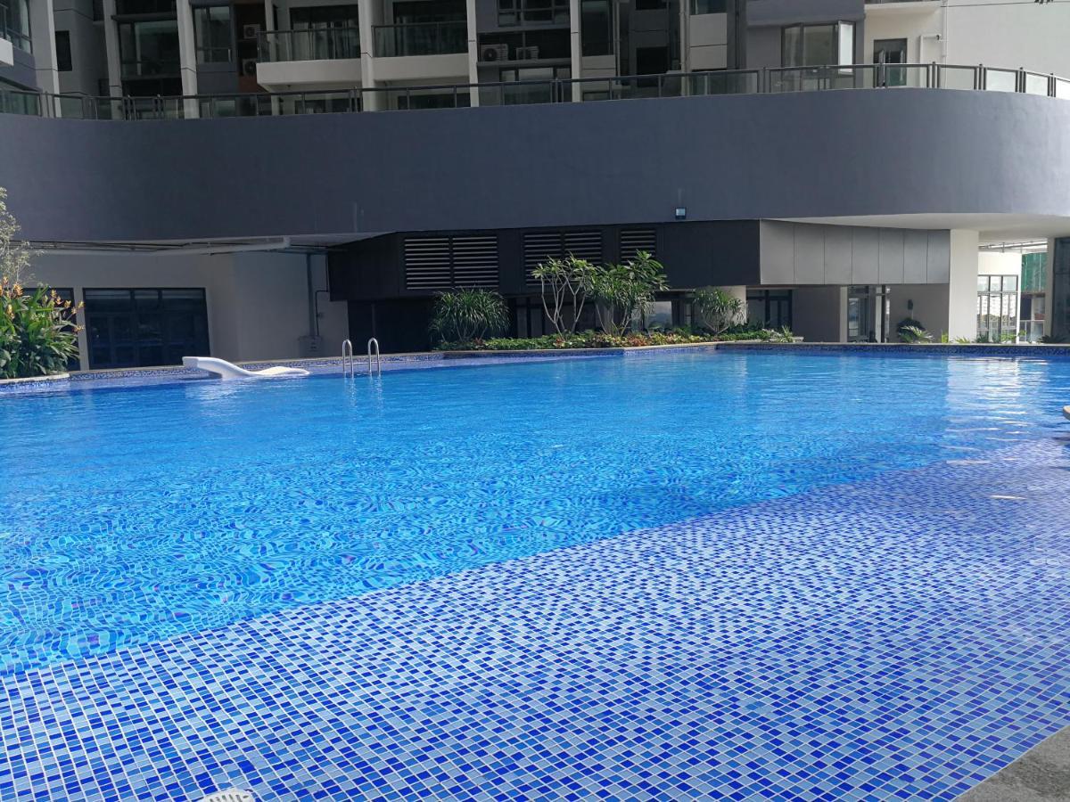 Jb City Ciq-R&F Shopping Mall Apartment Johor Bahru Bagian luar foto